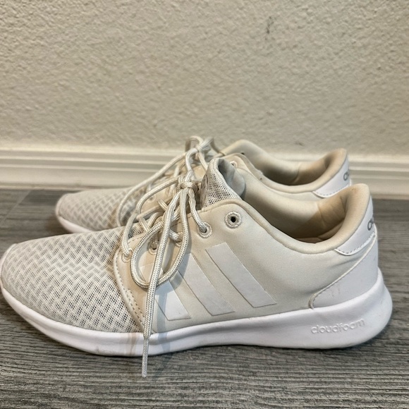 Adidas Memory Foam Tennis Shoes - Picture 7 of 11